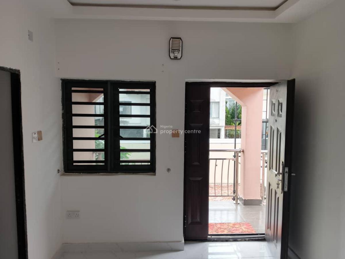Affordable 2 Bedroom Apartment, Off Bourdillon, Ikoyi, Lagos, Flat / Apartment for Rent