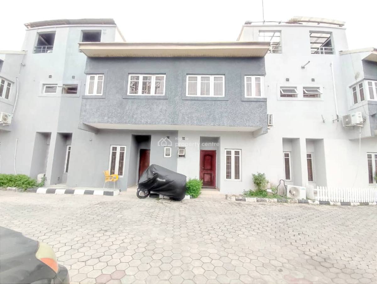 Lovely Spacious 4-bedroom Terrace Duplex, Lekki Phase 1, Lekki, Lagos, Terraced Duplex for Rent