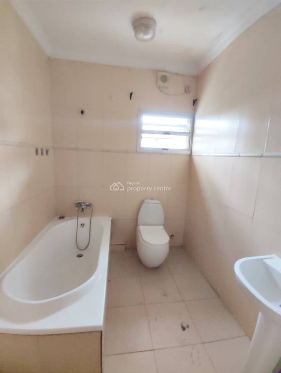 Lovely Spacious 4-bedroom Terrace Duplex, Lekki Phase 1, Lekki, Lagos, Terraced Duplex for Rent