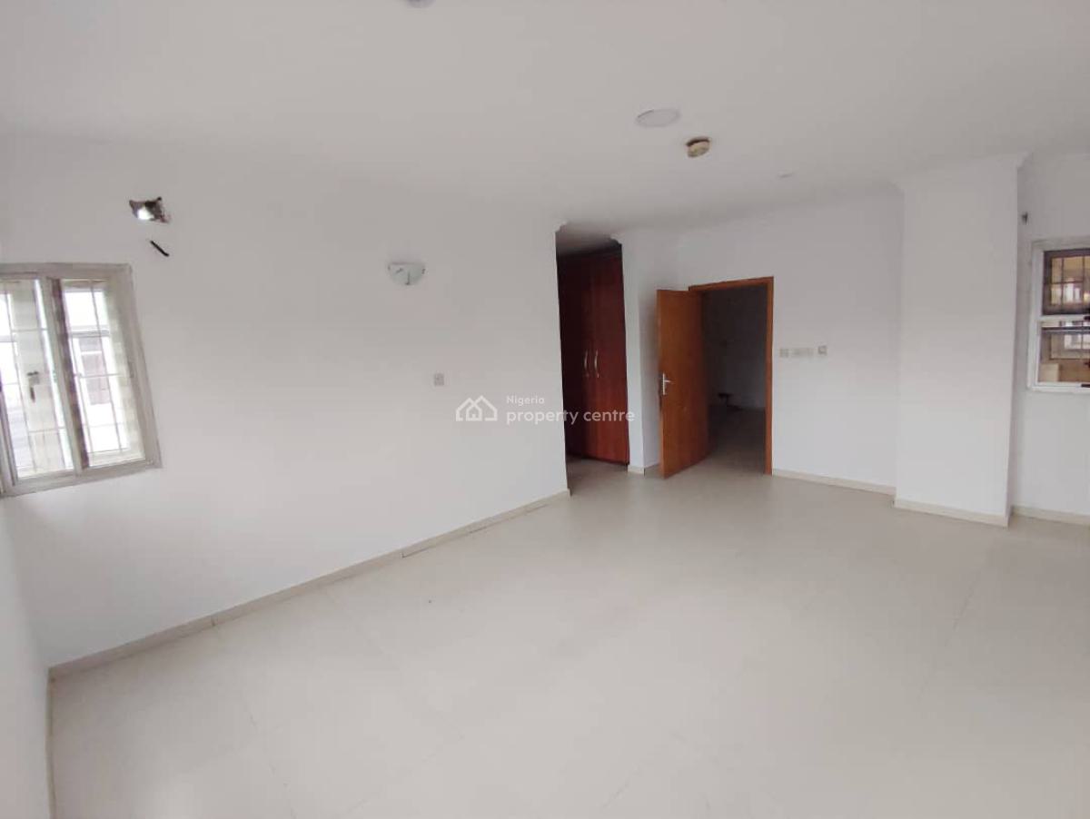 Lovely Spacious 4-bedroom Terrace Duplex, Lekki Phase 1, Lekki, Lagos, Terraced Duplex for Rent