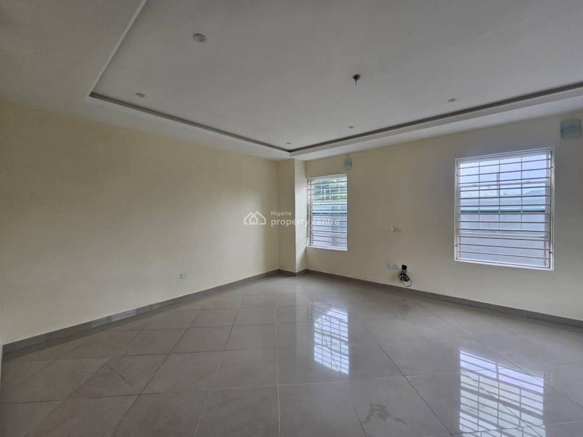 Spacious 4 Bedroom Semi-detached Duplex with Bq and Self Compound, Banana Island, Ikoyi, Lagos, Semi-detached Duplex for Rent