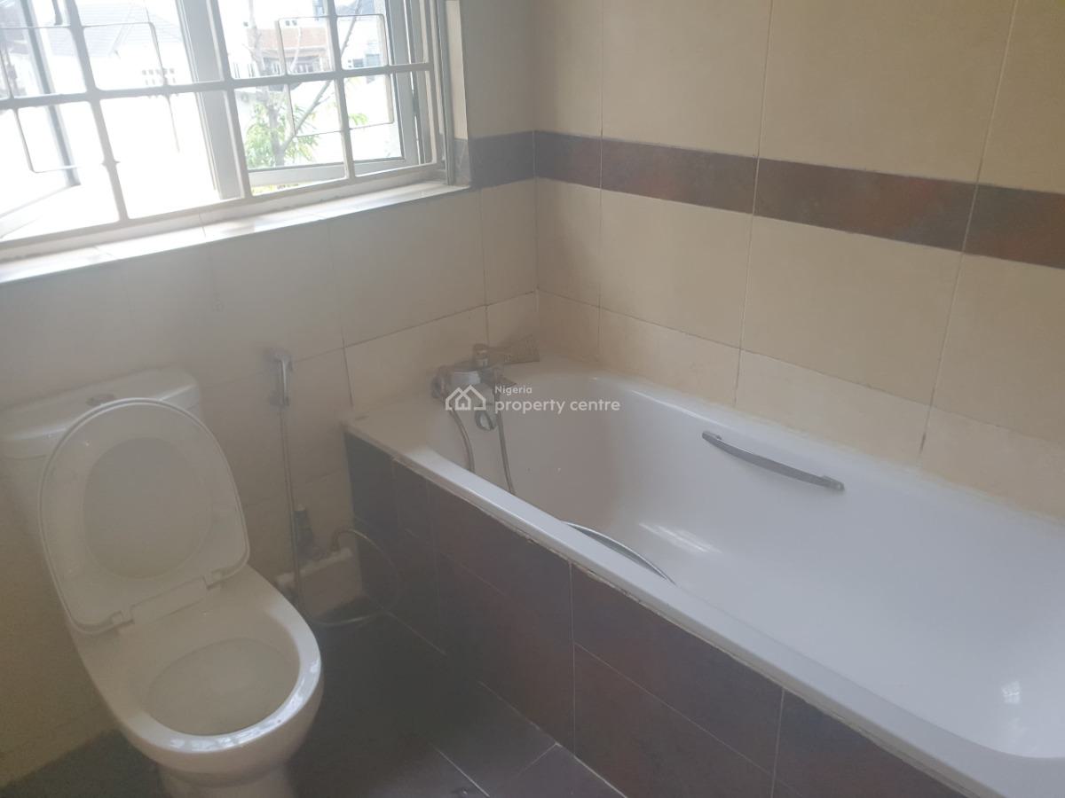2 Bedroom Apartment, Off Babatunde Anjous Street, Lekki Phase 1, Lekki, Lagos, Flat / Apartment for Rent