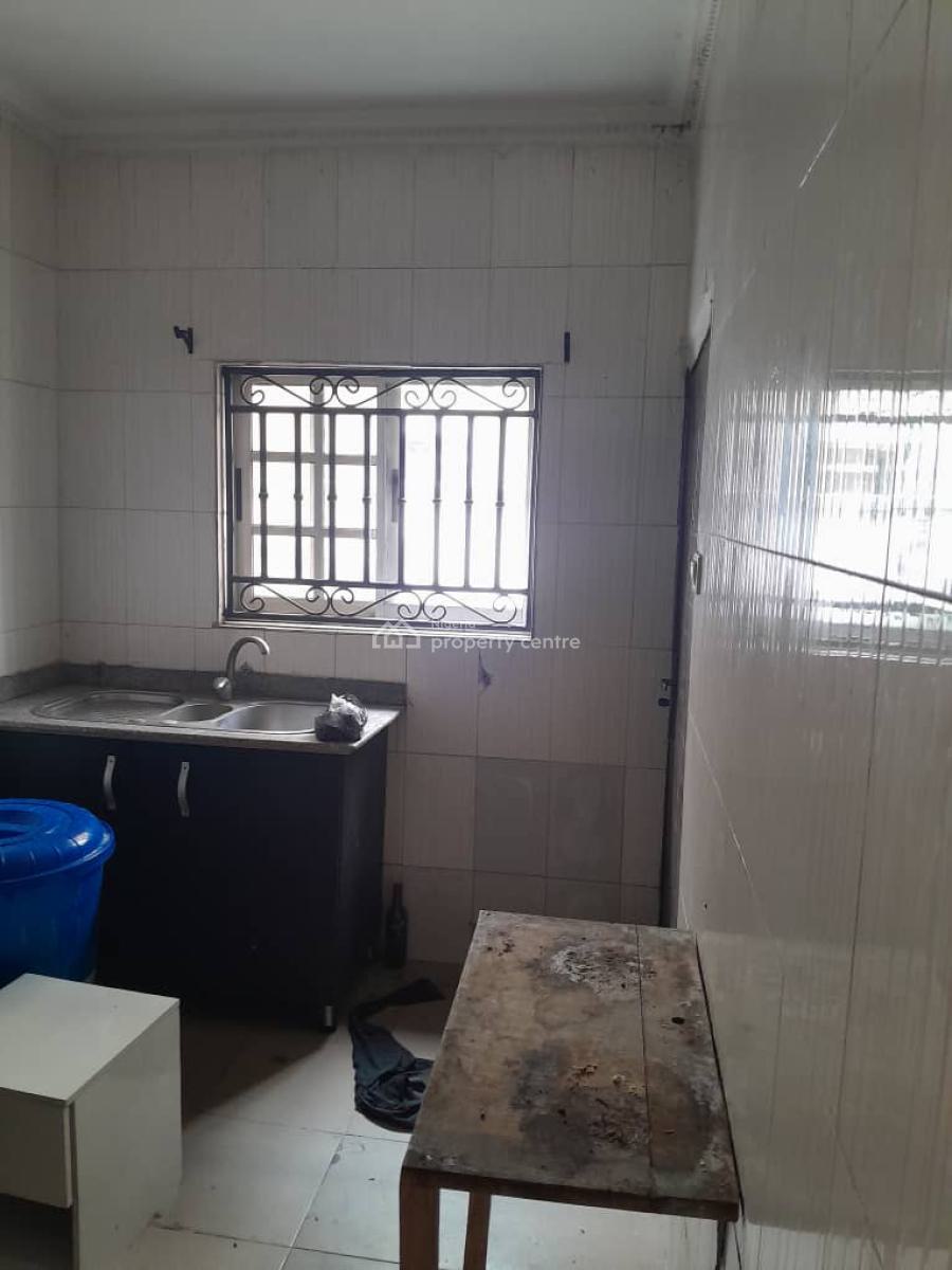 Self Contain, Chevy View Estate, Lekki Expressway, Lekki, Lagos, Self Contain (single Rooms) for Rent