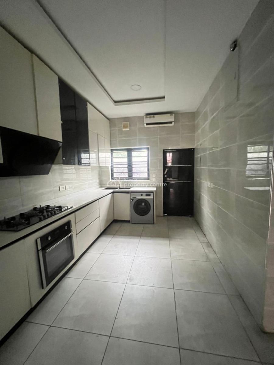 4-bedroom Terrace in Victoria Island, Victoria Island (vi), Lagos, House for Rent