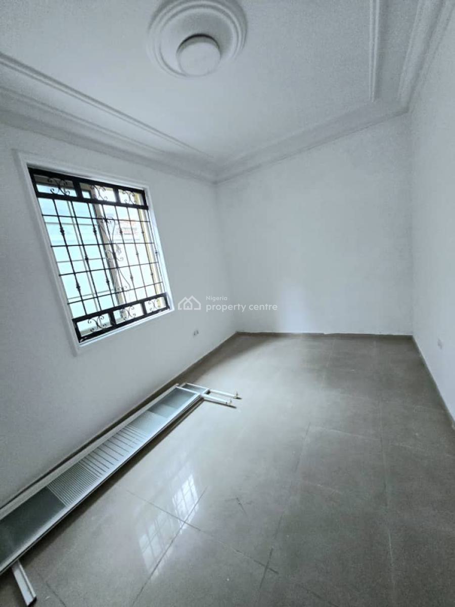 Ground Floor Lovely 2-bedroom Apartment, Lekki Phase 1, Lekki, Lagos, Flat / Apartment for Rent