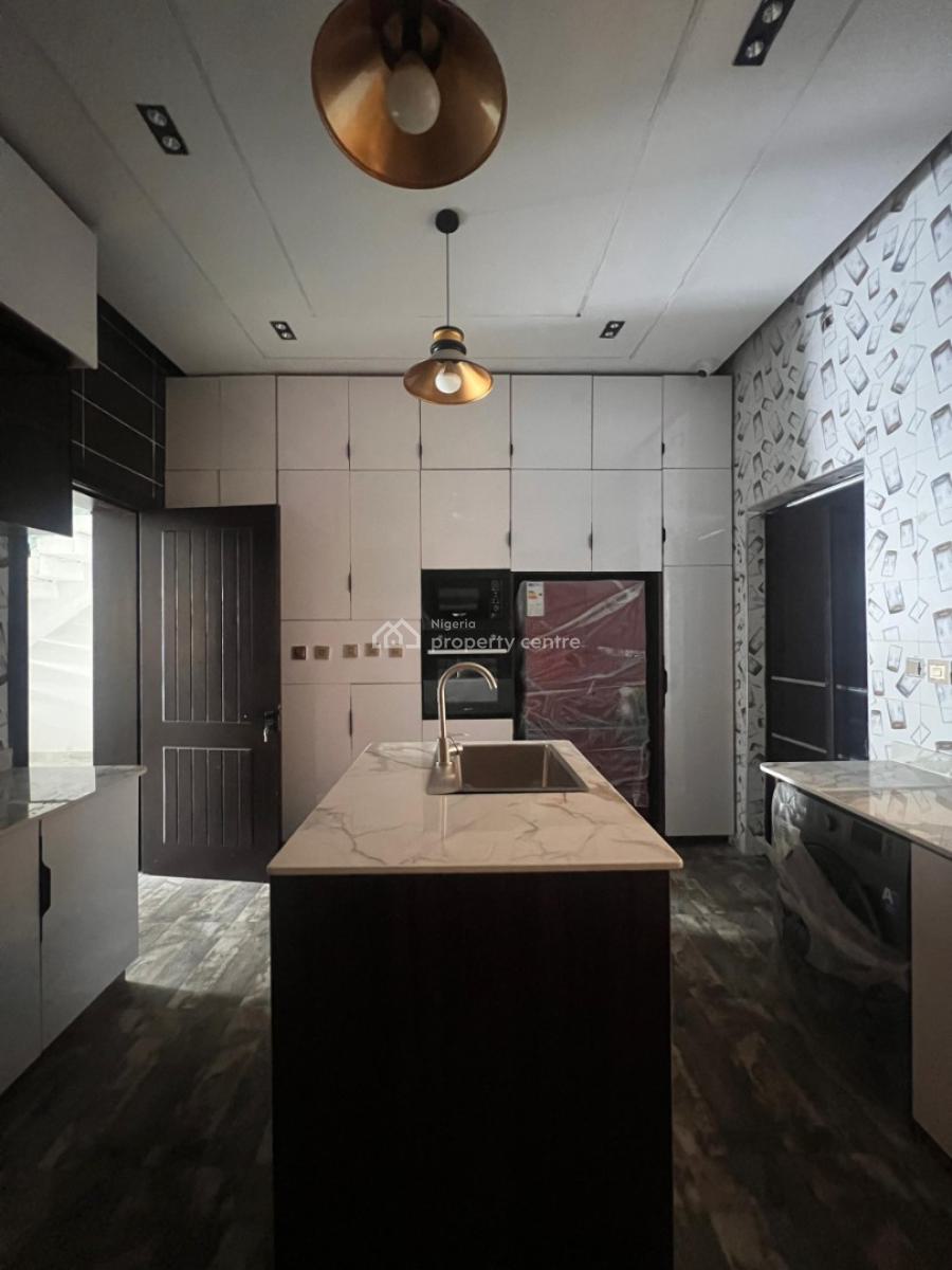 Exquisite 5 Bedroom Duplex with Rooftop Terrace, Lekki, Lagos, Detached Duplex for Sale
