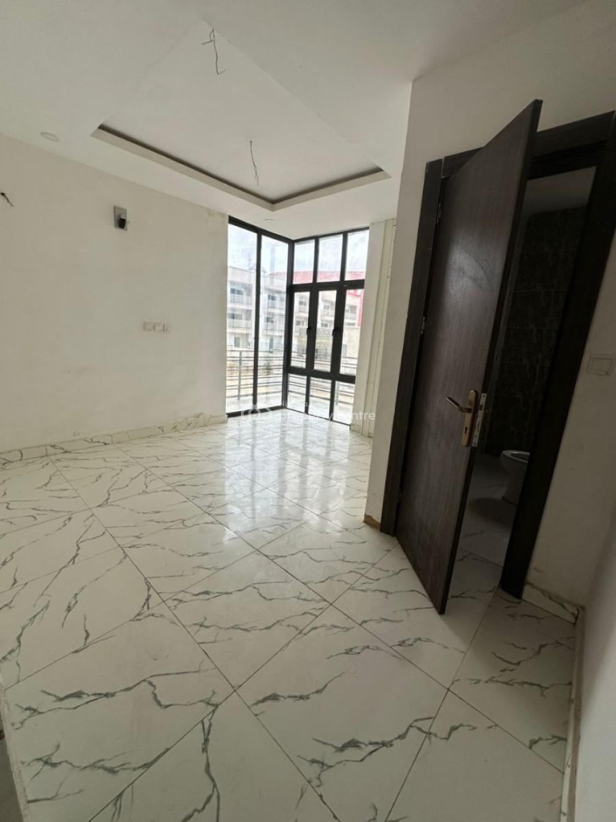 Beautiful and Spacious 3 Bedroom with Bq, Utako, Abuja, Flat / Apartment for Rent