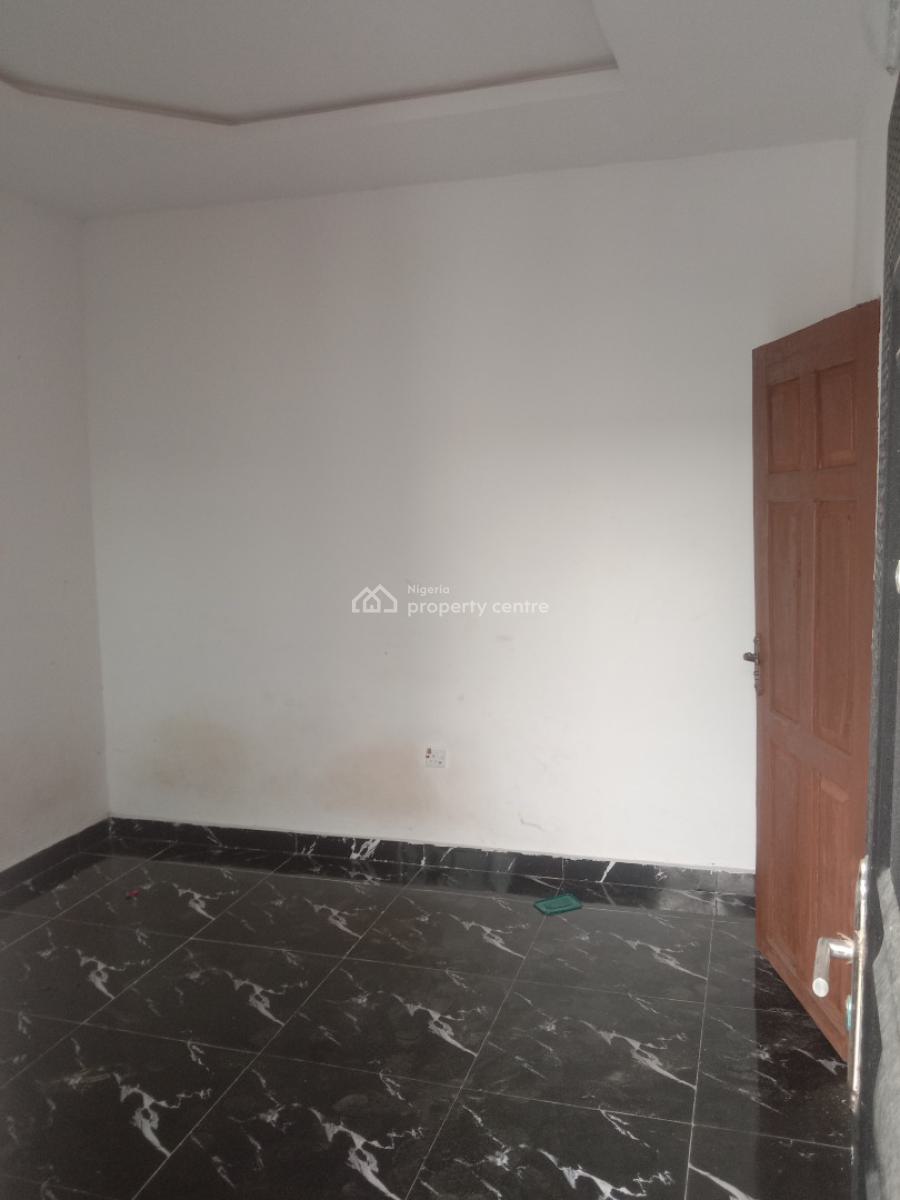 Room and Parlor Self-con Upstairs with Pop Finishing, Ado Roundabout Off Powerline and Close to The Road, Ajah, Lagos, Mini Flat (room and Parlour) for Rent