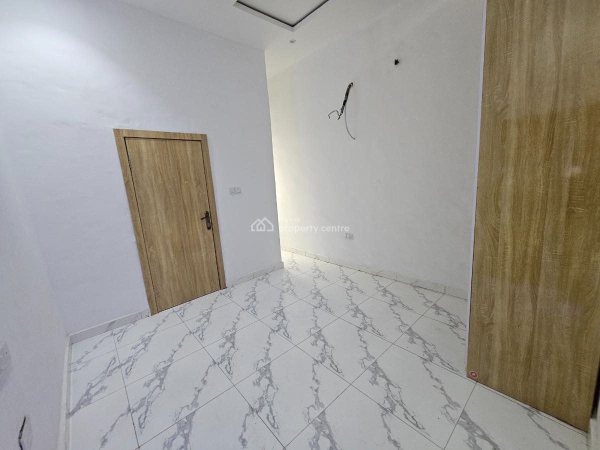Nicely Built 3 Bed Terrace with Bq, Ajah, Lagos, Terraced Duplex for Sale