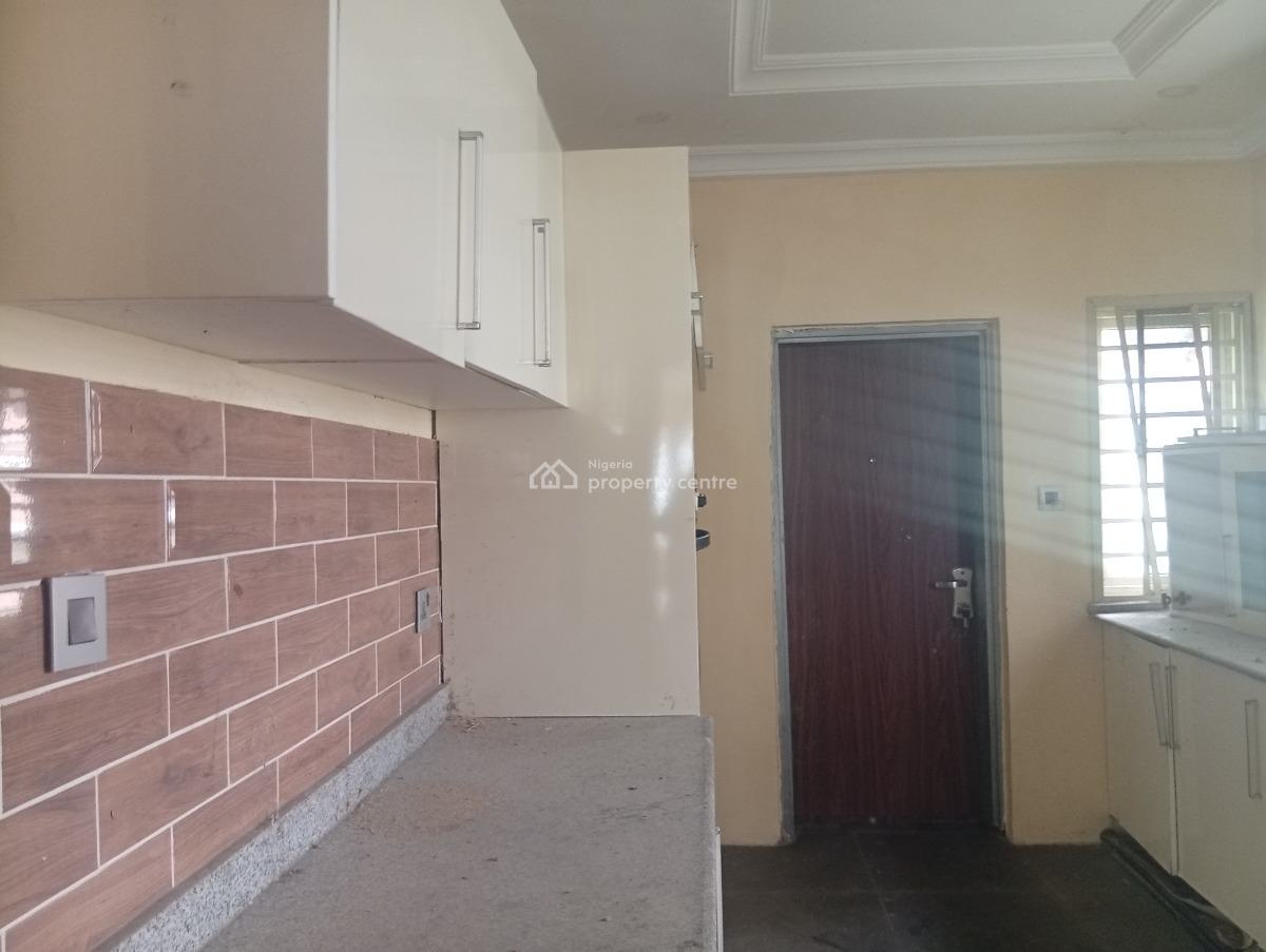 Distress 4 Bedrooms Semi Detached Duplex with 2 Room Bq, Sapphire Garden Estate, Awoyaya, Ibeju Lekki, Lagos, Semi-detached Duplex for Sale