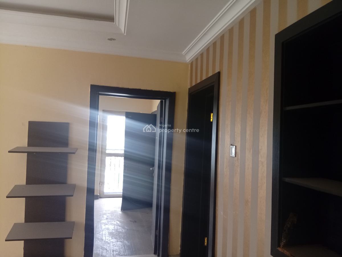 Distress 4 Bedrooms Semi Detached Duplex with 2 Room Bq, Sapphire Garden Estate, Awoyaya, Ibeju Lekki, Lagos, Semi-detached Duplex for Sale