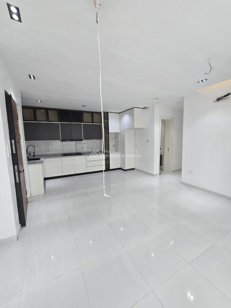 2 Bedroom Luxury Apartment, Ologolo, Lekki, Lagos, Flat / Apartment for Sale
