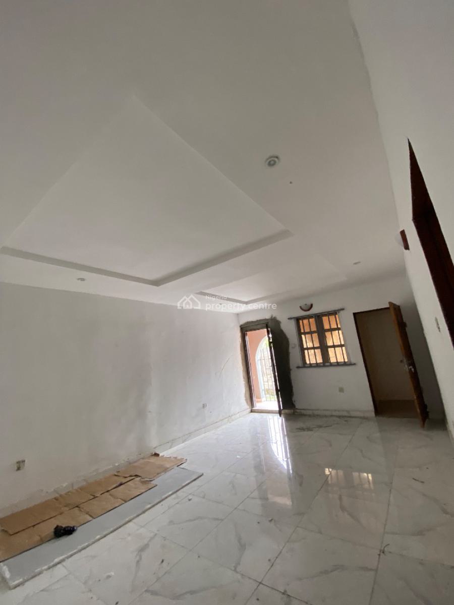 Sharp and Spacious 2 Bedroom Apartment, United Estate Sangotedo Ajah, Sangotedo, Ajah, Lagos, Flat / Apartment for Rent