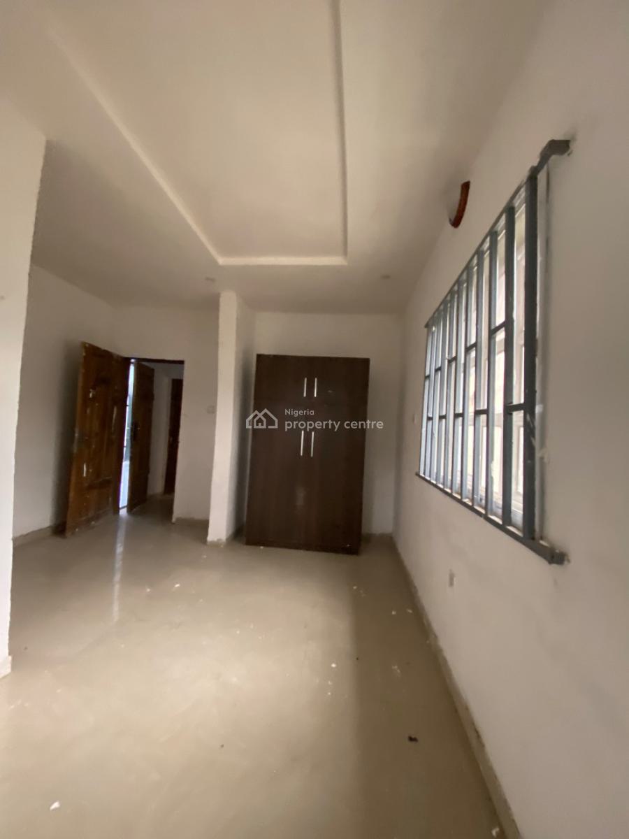 Sharp and Spacious 2 Bedroom Apartment, United Estate Sangotedo Ajah, Sangotedo, Ajah, Lagos, Flat / Apartment for Rent