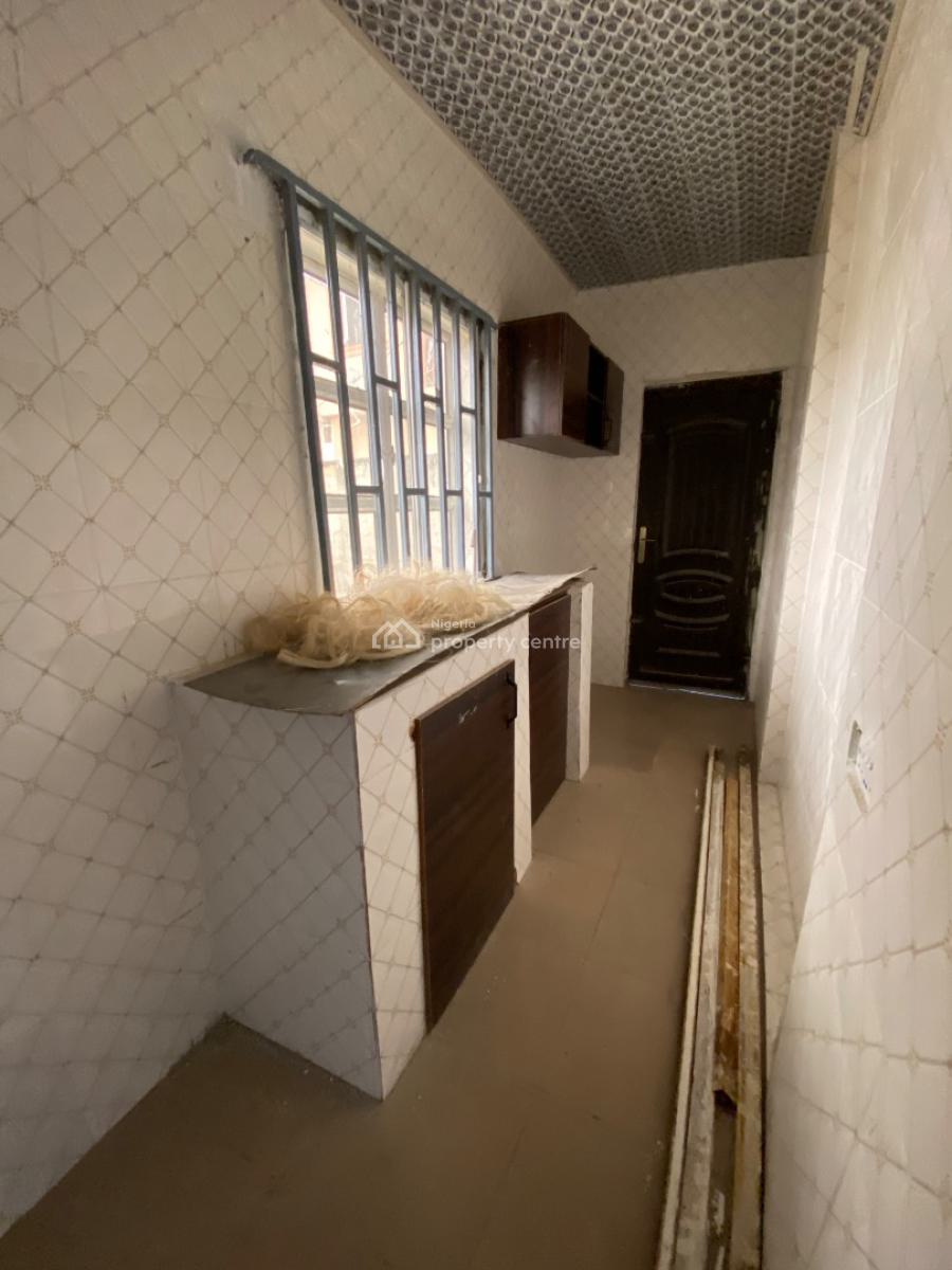 Sharp and Spacious 2 Bedroom Apartment, United Estate Sangotedo Ajah, Sangotedo, Ajah, Lagos, Flat / Apartment for Rent