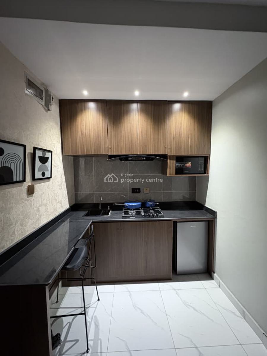 Emass Luxe, Surulere Studio Apartment, 24 Abayomi Street, Surulere, Lagos, Self Contain (single Rooms) Short Let