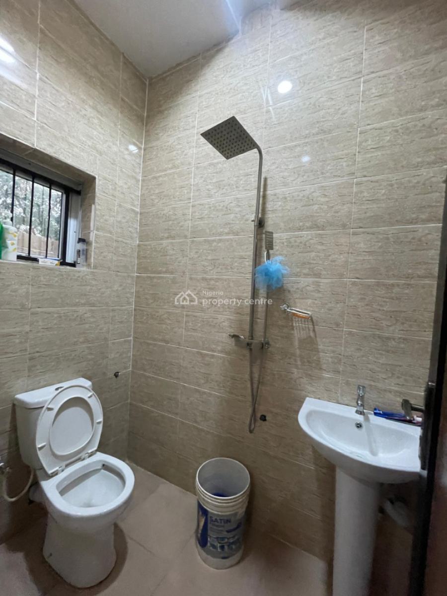 2 Bedroom Bungalow, Kolapo Ishola Gra, Akobo, Ibadan, Oyo, Terraced Bungalow for Rent
