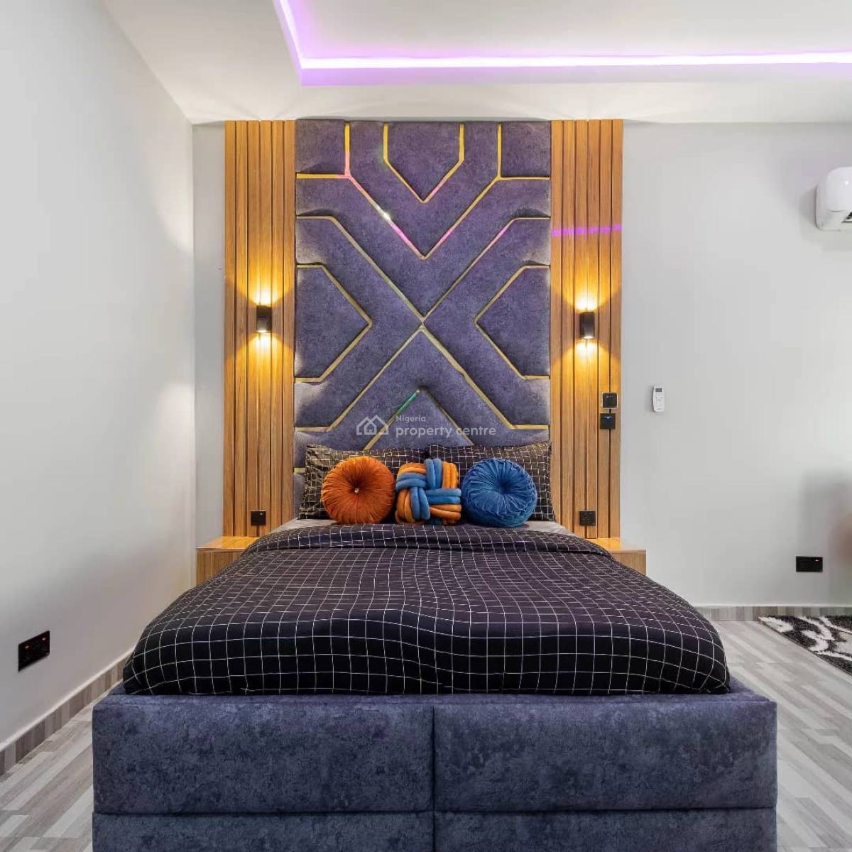This Luxurious Ocean-view 2 Bedroom Ocean View Apartment in Sapphire T, Lekki Phase 1, Lekki, Lagos, Flat / Apartment Short Let