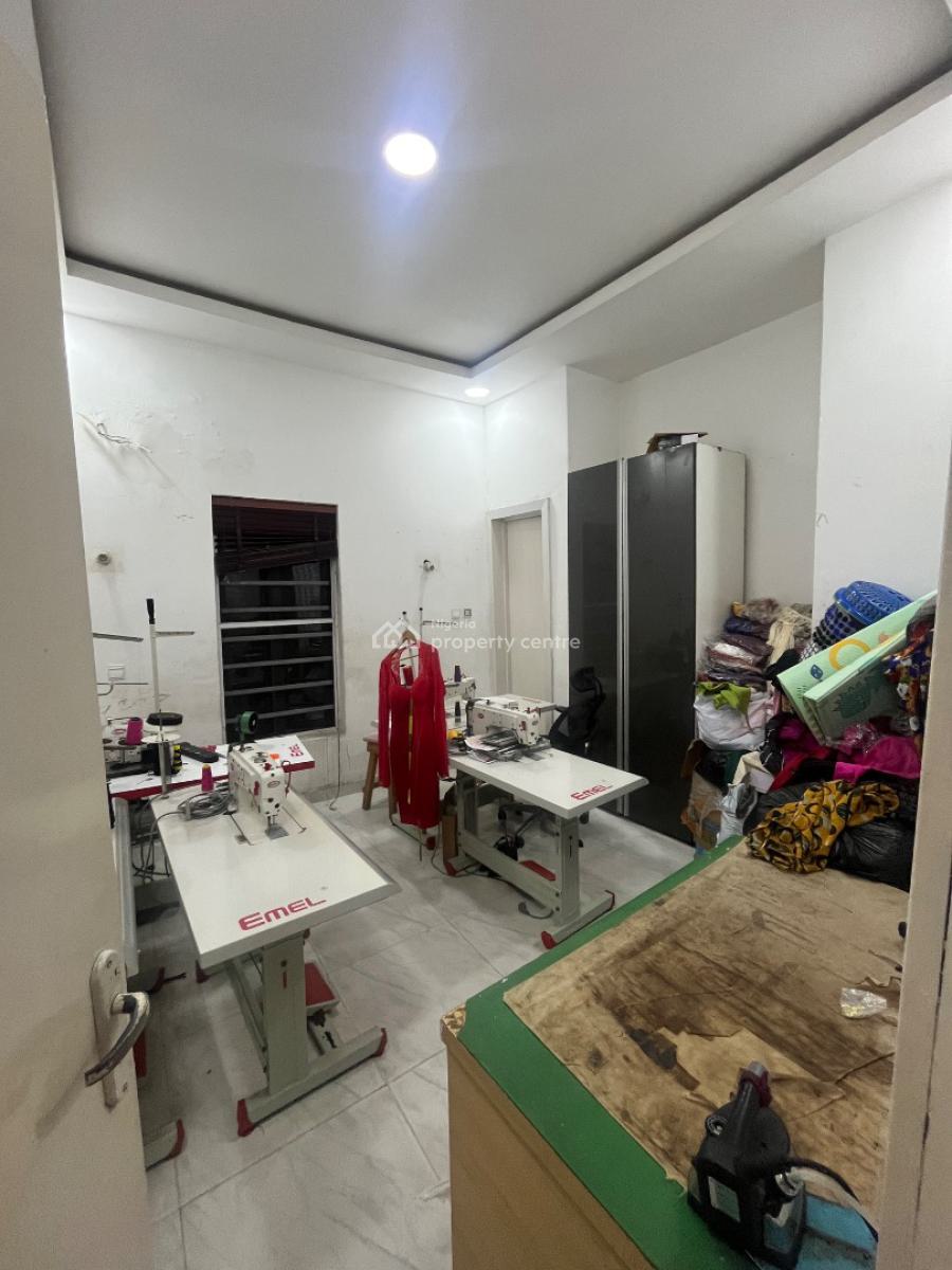 4 Bedroom Semi-detached House, Palace Road, Ikate Elegushi, Lekki, Lagos, Semi-detached Duplex for Sale