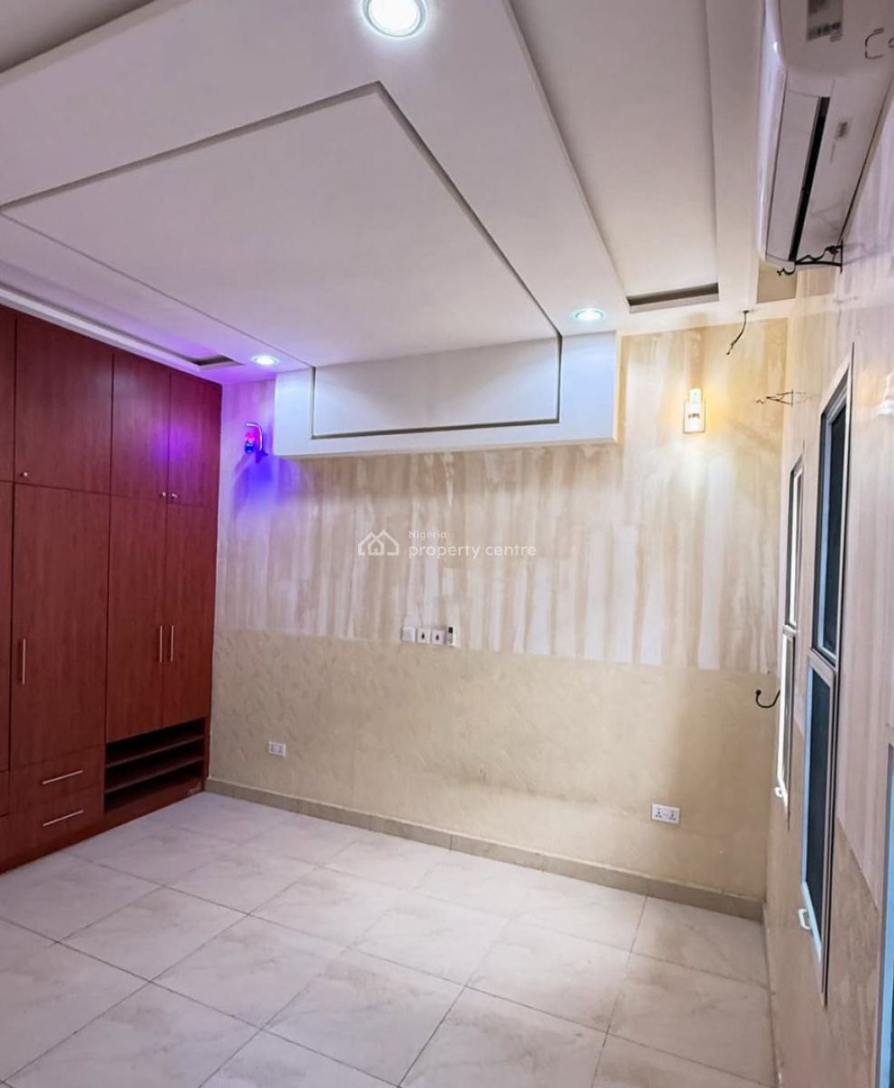 Serviced 4 Bedroom Terraced Duplex with a Room Bq, Jahi Gilmore, Jahi, Abuja, Semi-detached Duplex for Rent