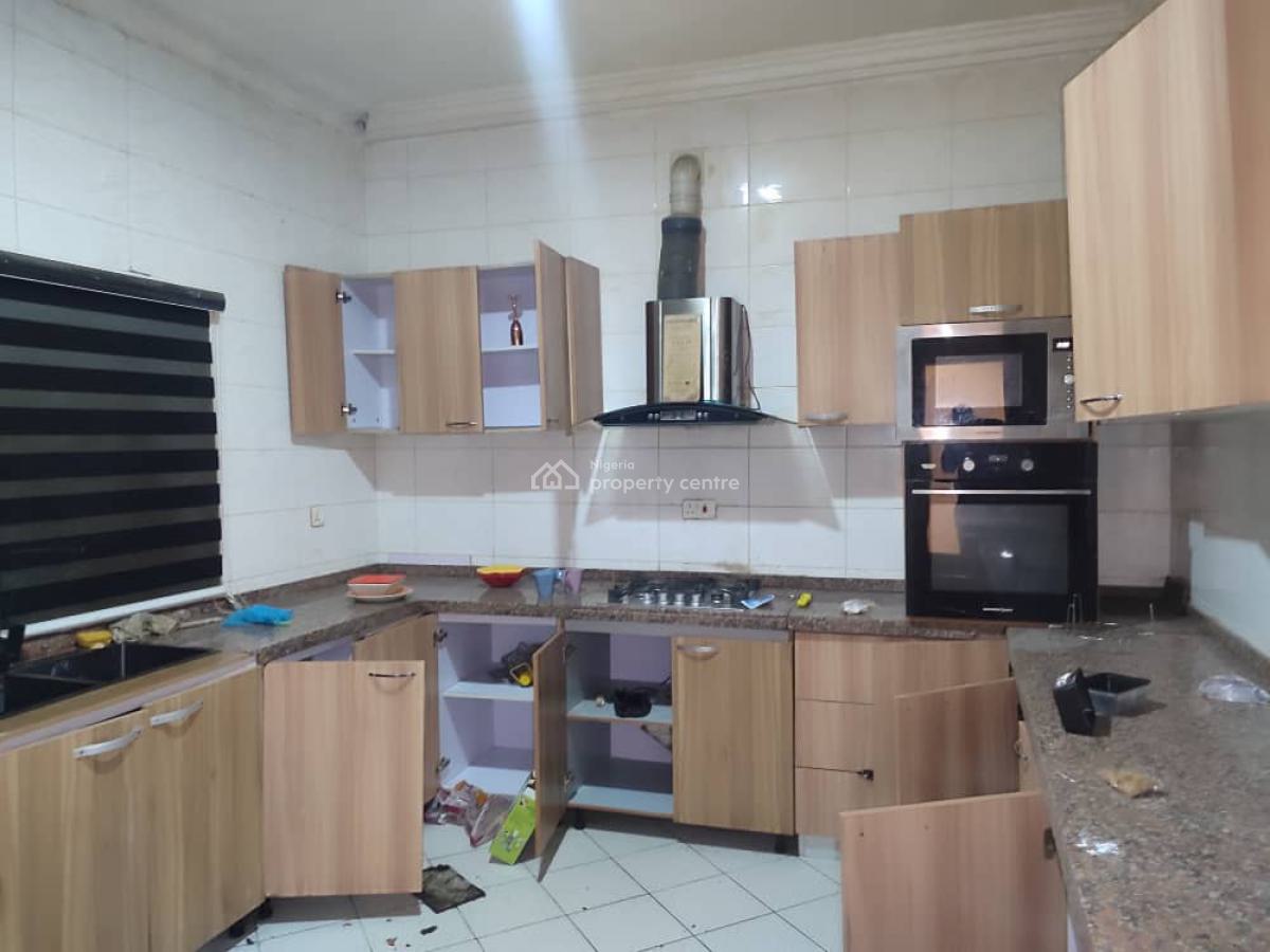 3 Bedroom Flat, Ikota, Lekki, Lagos, Flat / Apartment for Rent