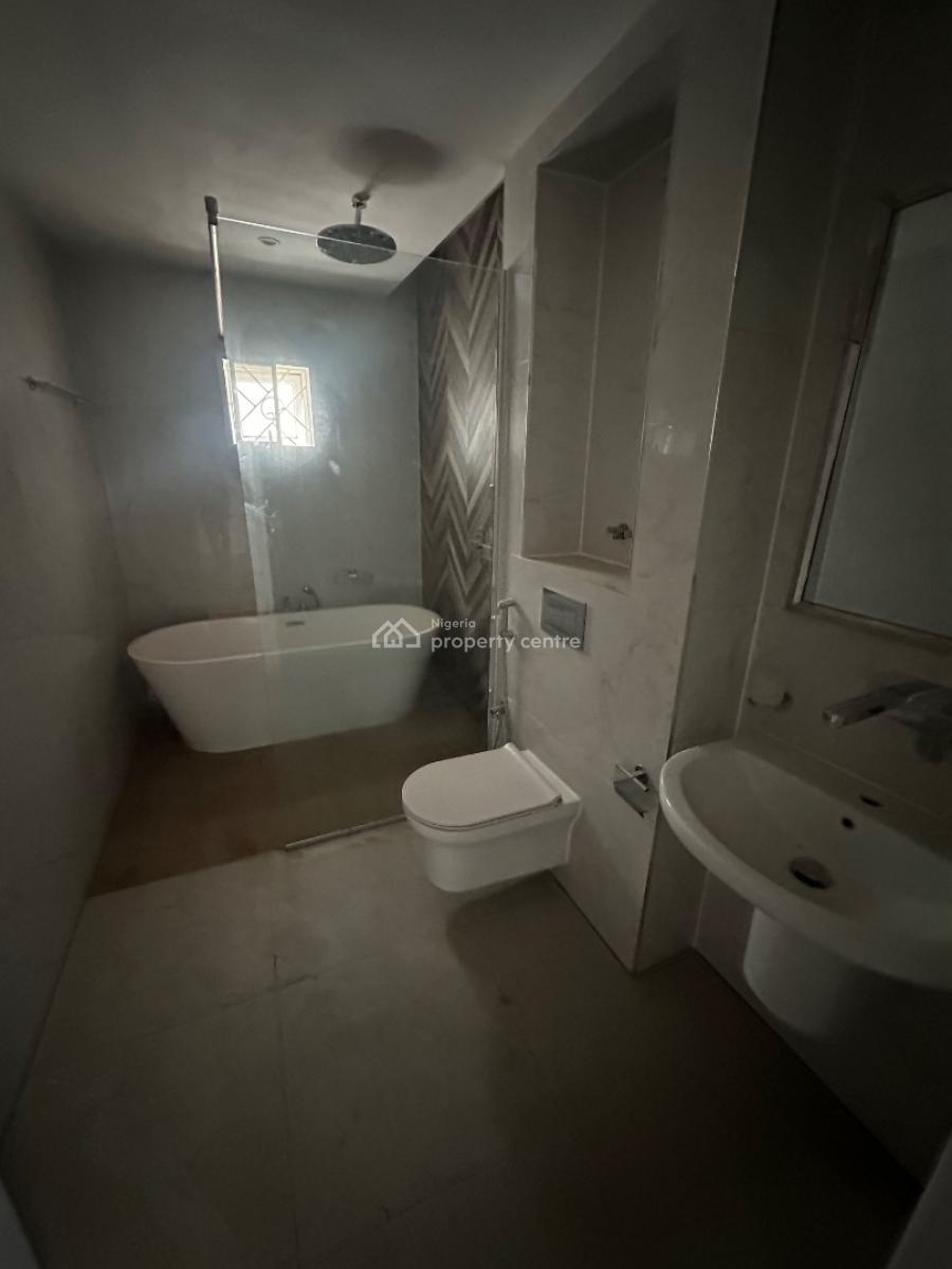Well Renovated 8 Bedroom Duplex with Bq, Maitama District, Abuja, Detached Duplex for Rent