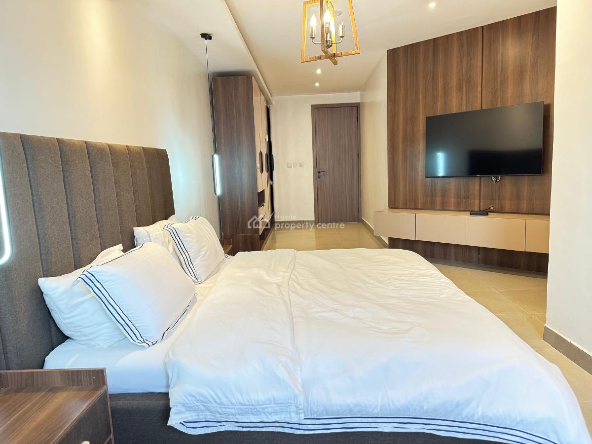 Luxury 2 Bedroom Apartment Fully Furnished, Periwinkle Estate, Lekki Phase 1, Lekki, Lagos, Block of Flats for Sale