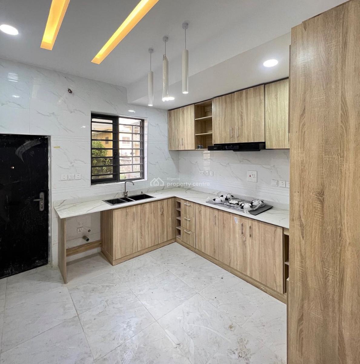 Fully Serviced 4 Bedroom Terrace Duplexes, Ajah, Lagos, Terraced Duplex for Sale