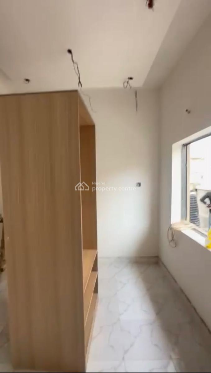 a Brand New Spacious Self Contain with Wardrobe and Kitchen Cabinet, Akoka, Yaba, Lagos, Self Contain (single Rooms) for Rent