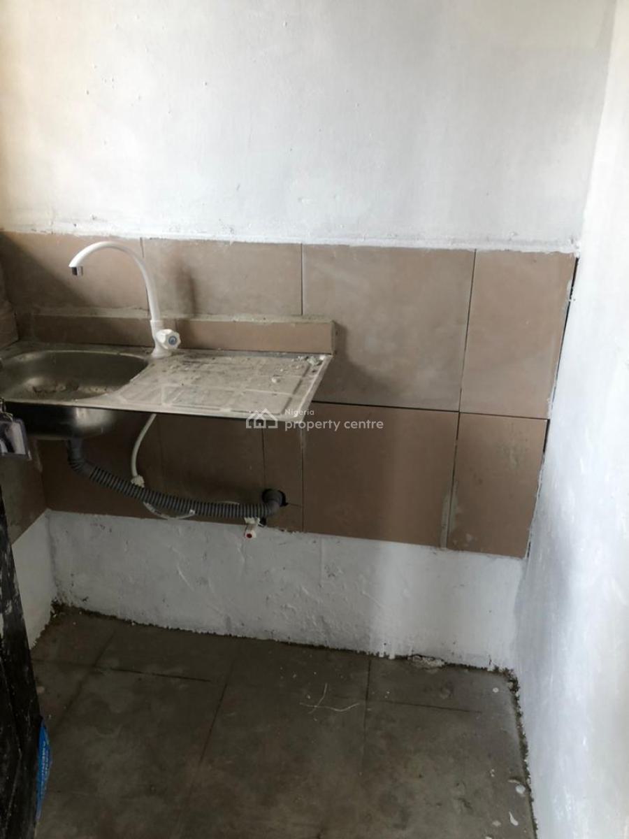 Luxury Mini Flat in Great Compound, Addo Badore Road, Badore, Ajah, Lagos, Mini Flat (room and Parlour) for Rent