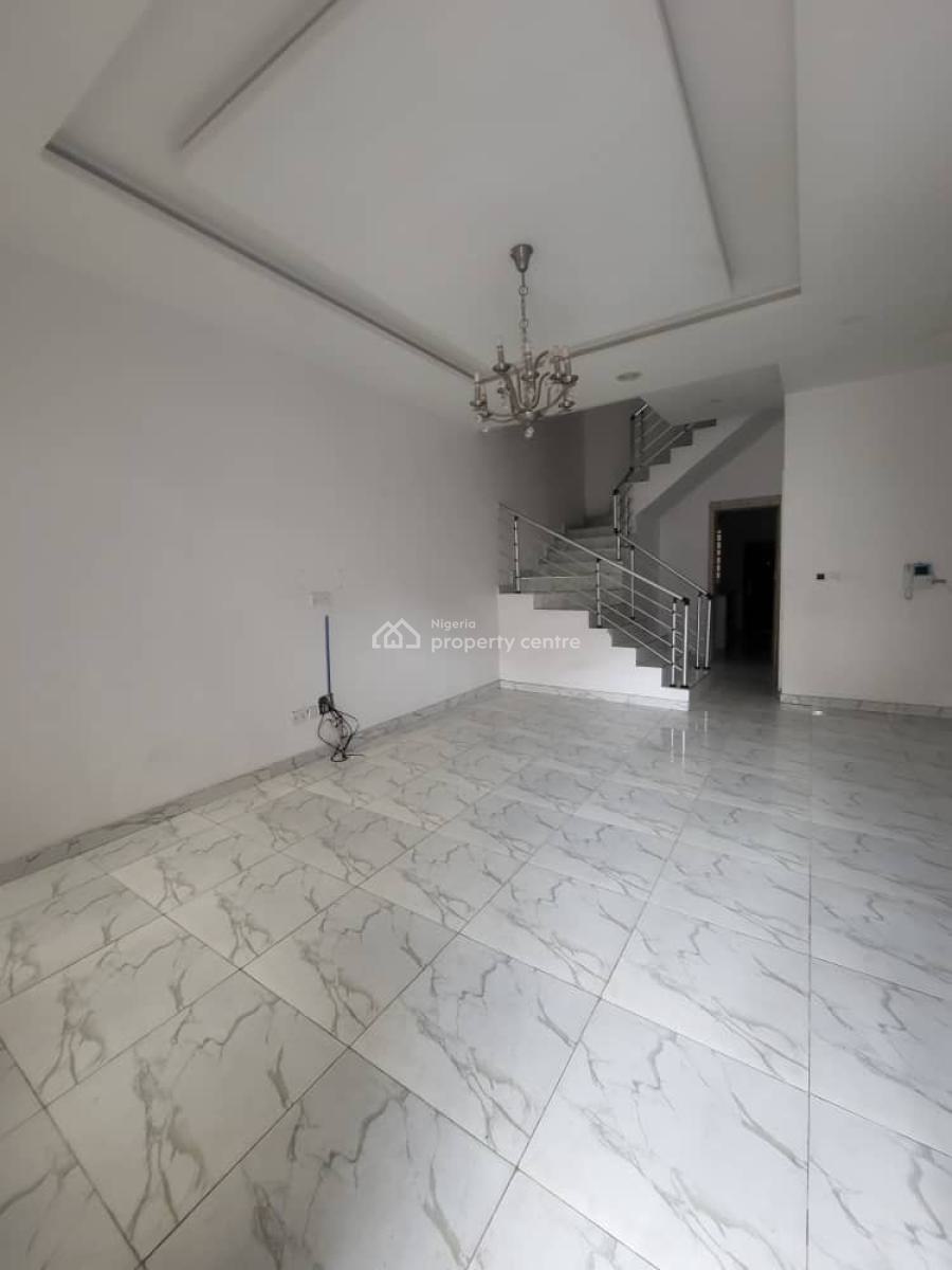 Specious Well Built 4 Bedroom Semi Detached Duplex with Bq, Chevron, Lekki Phase 2, Lekki, Lagos, Semi-detached Duplex for Rent