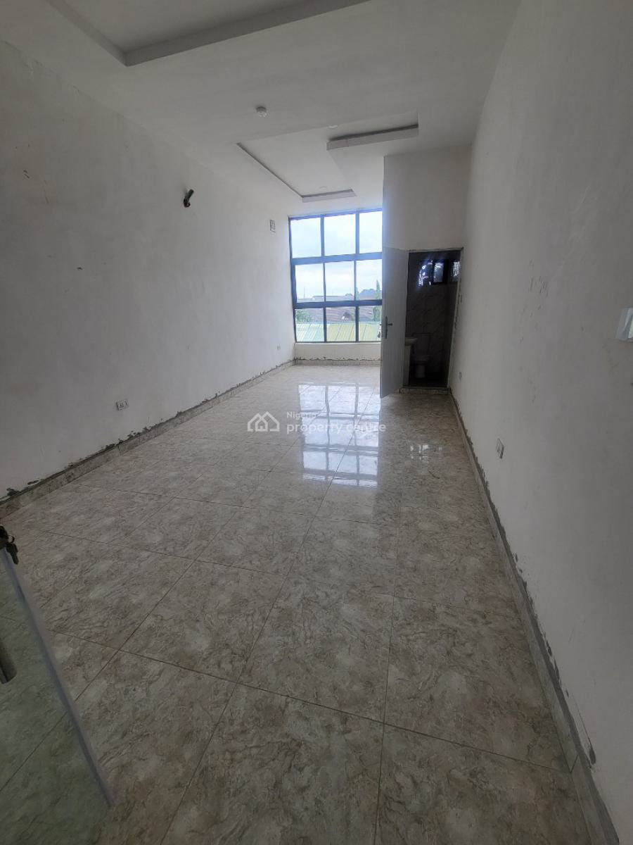 Neat 30sqm Shop Space, Gwarinpa, Abuja, Plaza / Complex / Mall for Rent