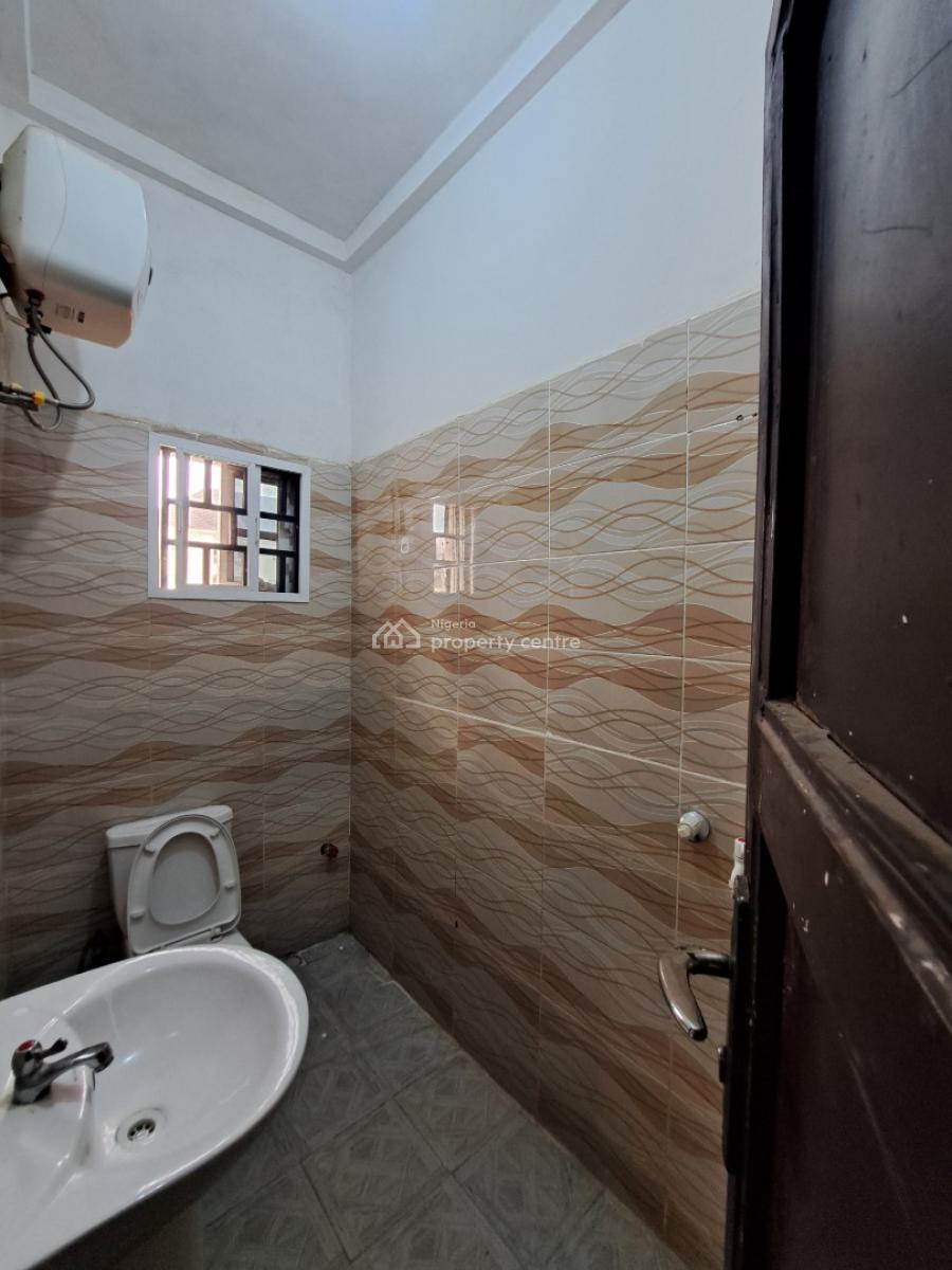 Neatly Finished 3bedroom Flat, Life Camp, Life Camp, Abuja, Flat / Apartment for Rent