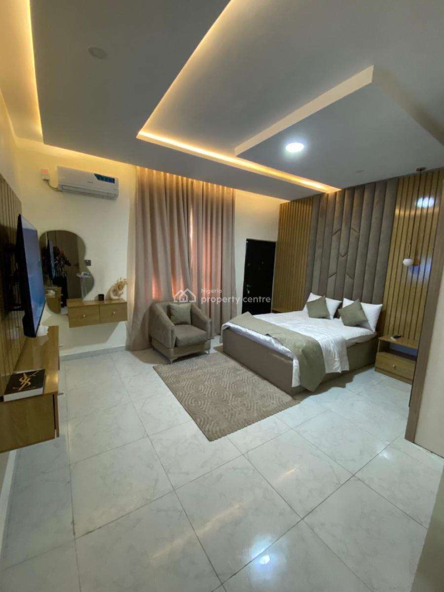 Spacious 2 Bedroom Flat with 3 Balconies  Comes with a Swimming Pool, Ikate Right, Ikate Elegushi, Lekki, Lagos, Flat / Apartment for Rent
