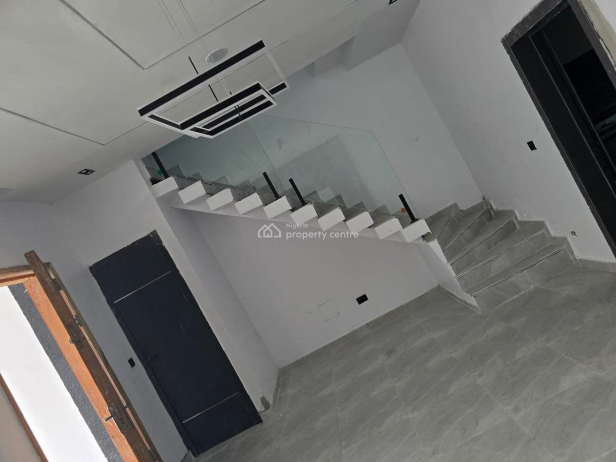 4 Bedroom Terrace with Bq -- Governors Consent, Ikota Gra Extension, Ikota, Lekki, Lagos, Terraced Duplex for Sale
