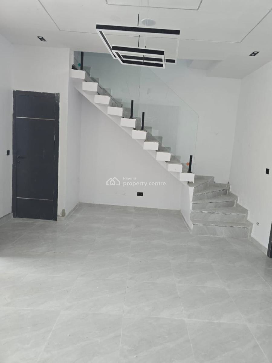 4 Bedroom Terrace with Bq -- Governors Consent, Ikota Gra Extension, Ikota, Lekki, Lagos, Terraced Duplex for Sale