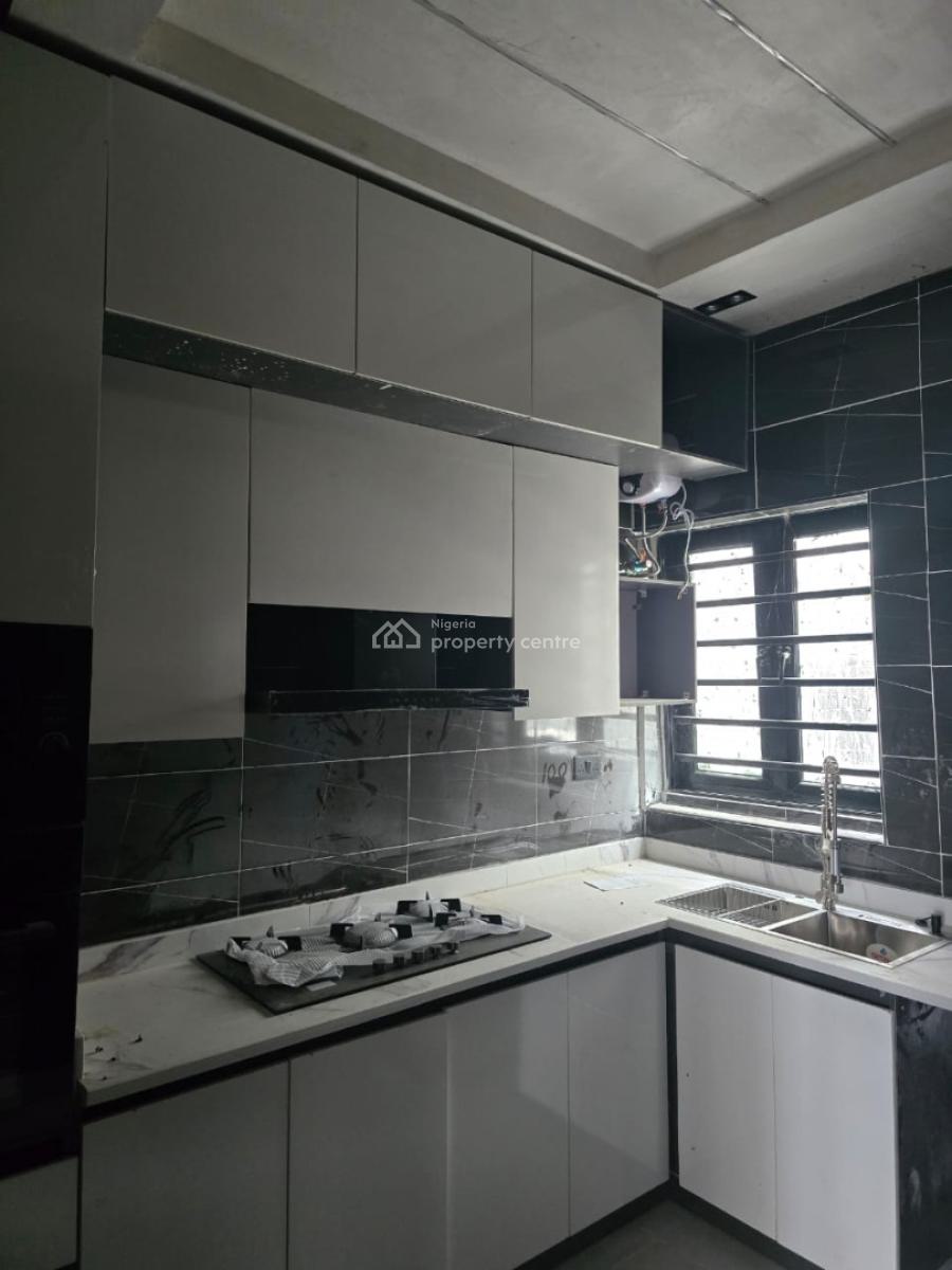 4 Bedroom Terrace with Bq -- Governors Consent, Ikota Gra Extension, Ikota, Lekki, Lagos, Terraced Duplex for Sale