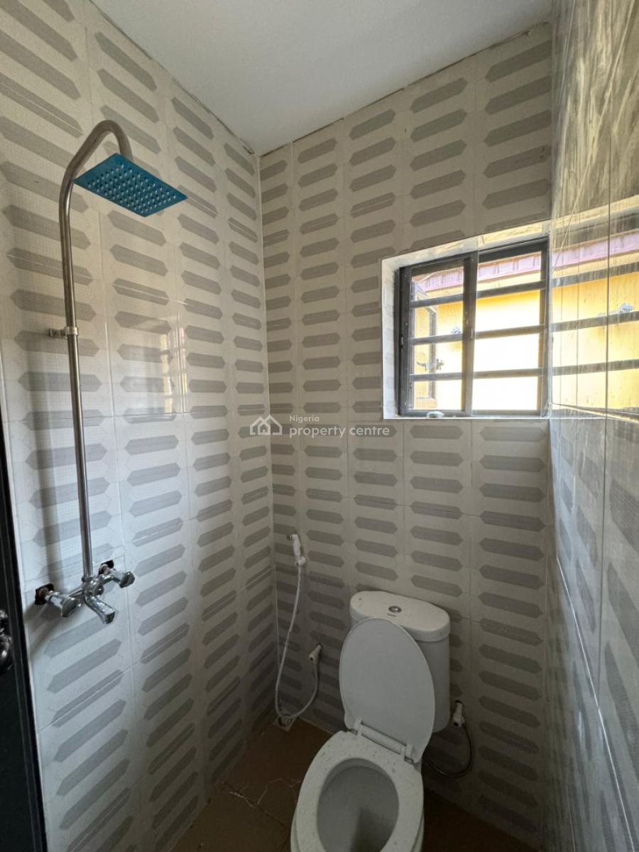 Newly Built 2 Bedroom, Legacy  Opposite Kolapo Ishola Gra, Akobo, Ibadan, Oyo, House for Rent