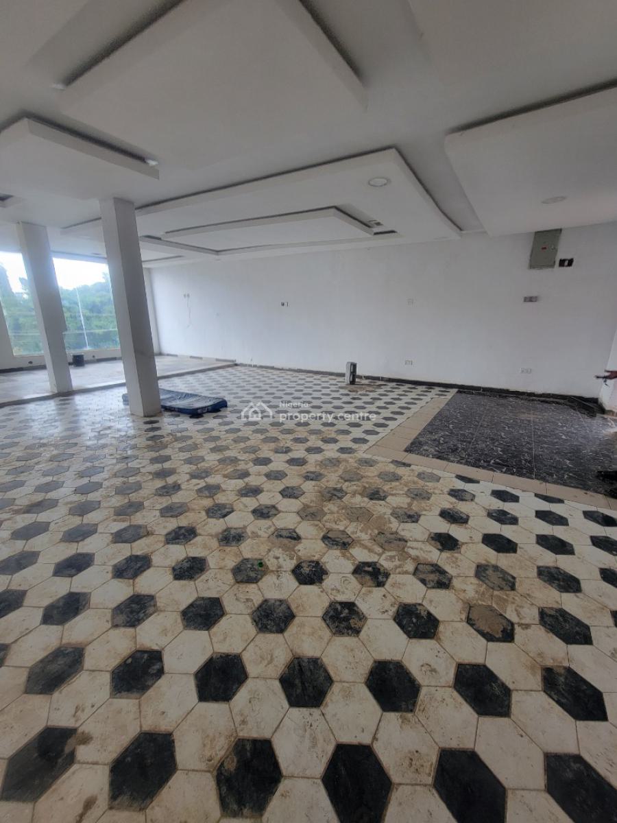 Strategic 100sqm Shop Space, Gwarinpa, Abuja, Plaza / Complex / Mall for Rent