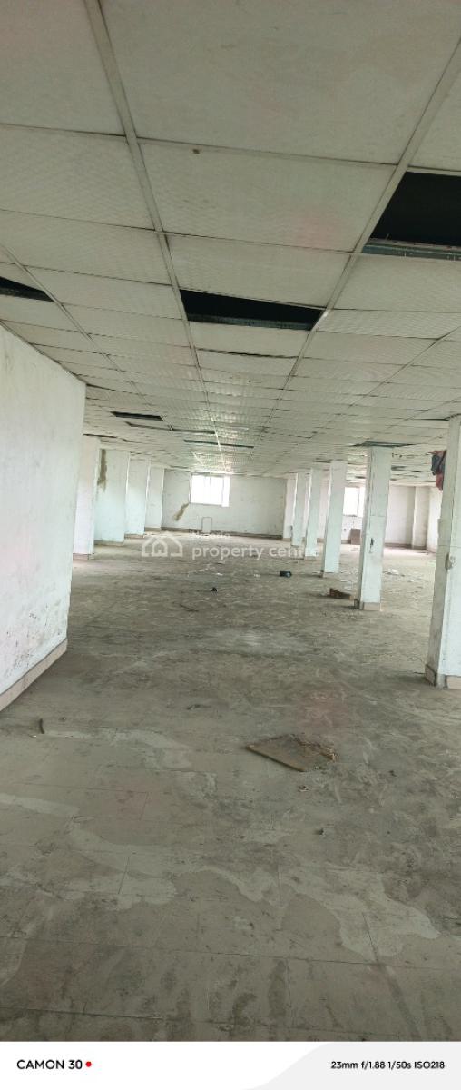 Good 11,000sqft Open Plan Office/storage Warehouse, Off Eric Moore, Surulere, Lagos, Warehouse for Rent