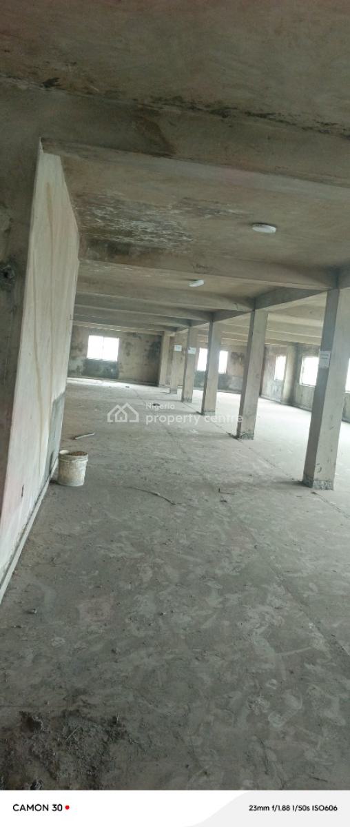 Good 11,000sqft Open Plan Office/storage Warehouse, Off Eric Moore, Surulere, Lagos, Warehouse for Rent