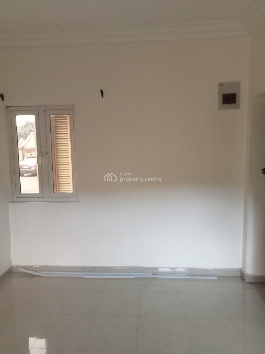 Serviced Self-contain in a Secured Estate, Adeniyi Jones, Adeniyi Jones, Ikeja, Lagos, Self Contain (single Rooms) for Rent