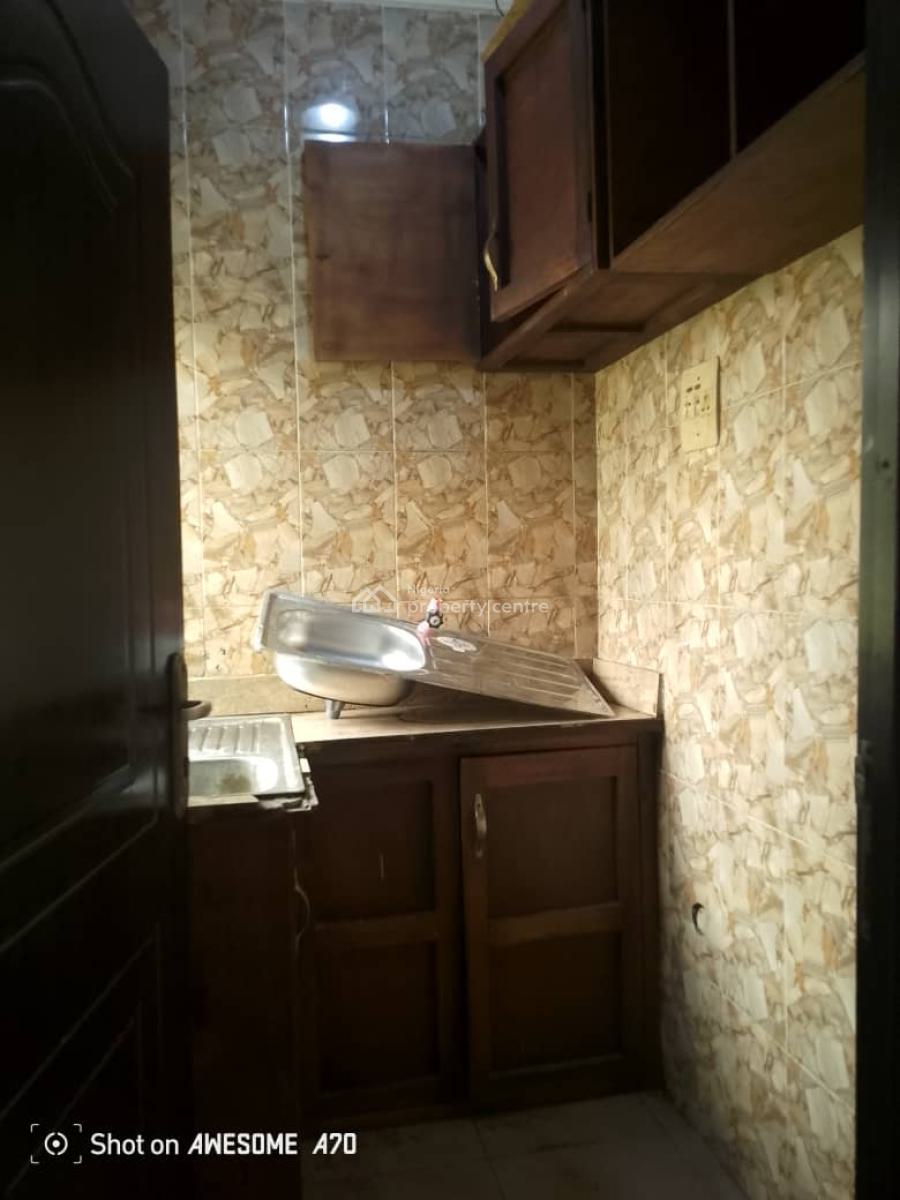 Lovely Miniflat, Onike, Iwaya, Yaba, Lagos, Mini Flat (room and Parlour) for Rent