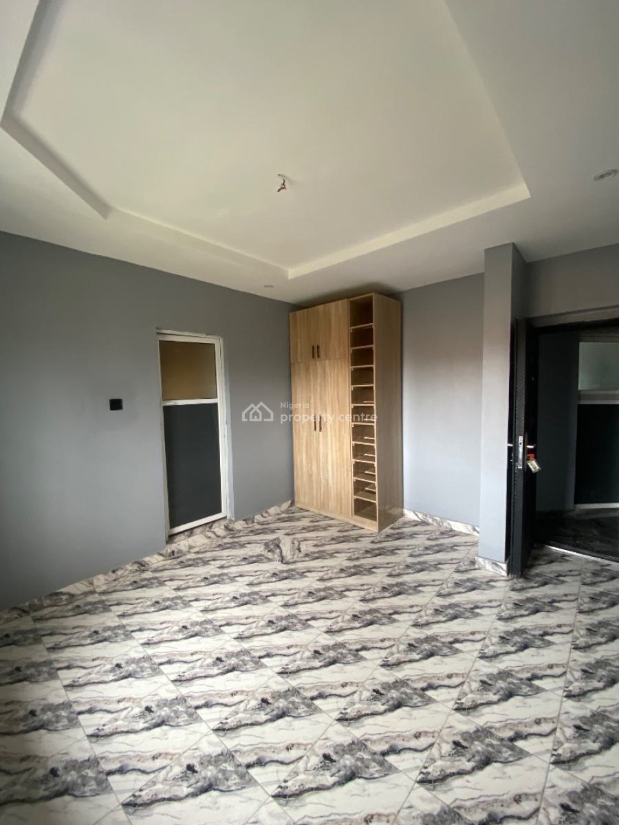 Magnificent 3 Bedroom Apartment Upstairs, Via Thera Annex Goodnews Extension, Ogombo, Ajah, Lagos, Flat / Apartment for Rent