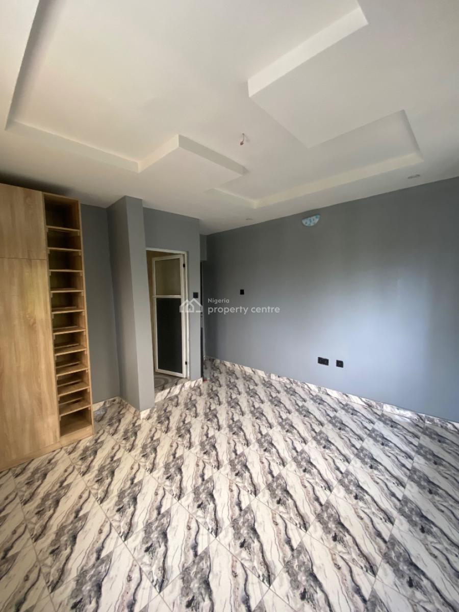 Magnificent 3 Bedroom Apartment Upstairs, Via Thera Annex Goodnews Extension, Ogombo, Ajah, Lagos, Flat / Apartment for Rent