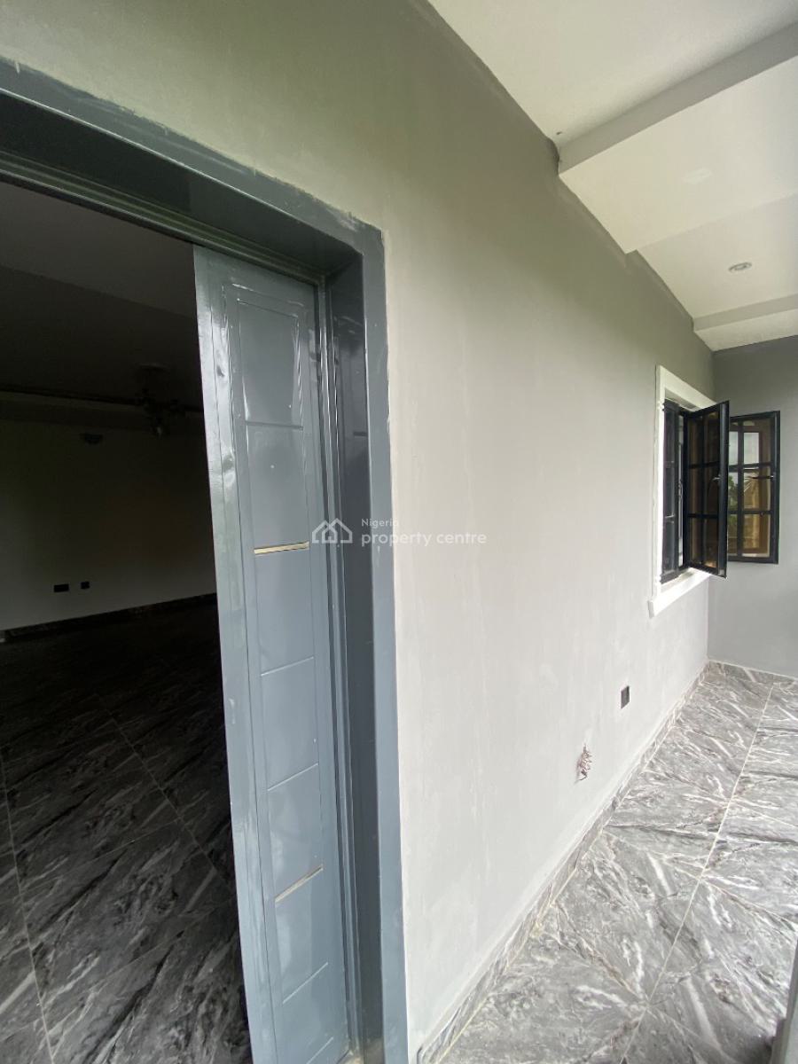 Magnificent 3 Bedroom Apartment Upstairs, Via Thera Annex Goodnews Extension, Ogombo, Ajah, Lagos, Flat / Apartment for Rent