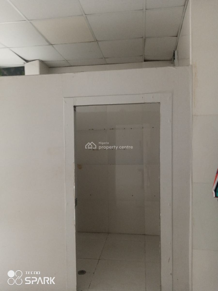 Self Service Open Plan Office Space (can Go for Saloon), Off Admiralty Way, Lekki Phase 1, Lekki, Lagos, Office Space for Rent
