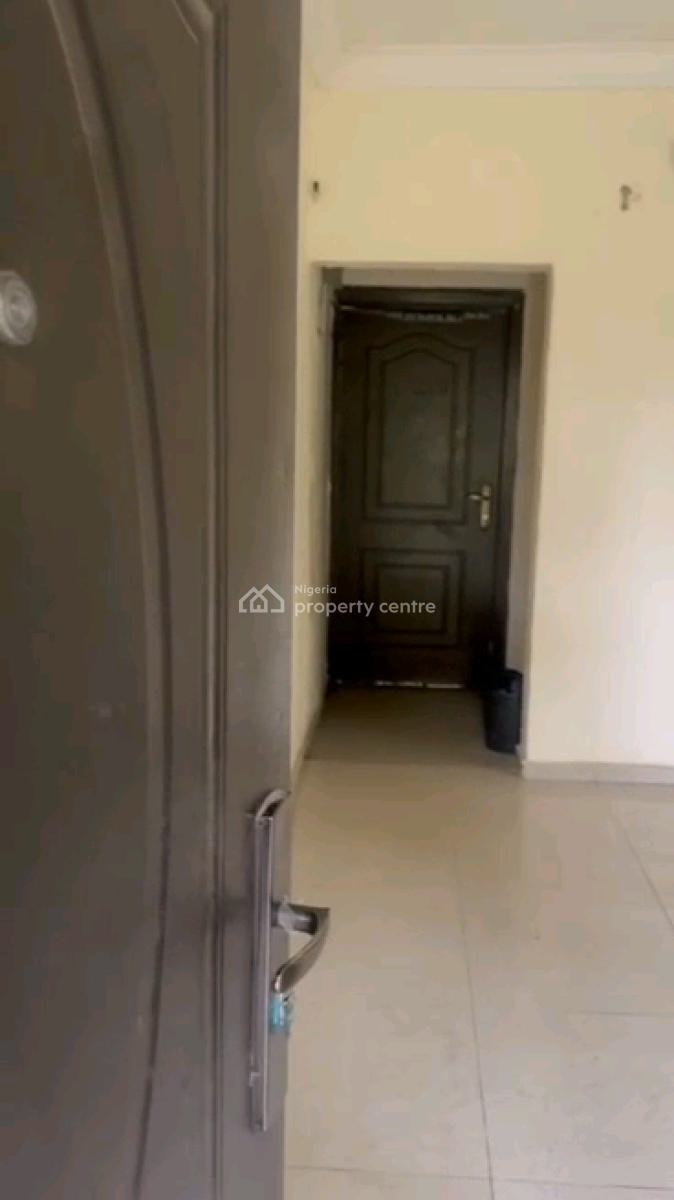 Decent Mini Upflat ,tilled with Kitchen Cabinet in a Well Secured Gate, Owodunni Street, Iwaya, Yaba, Lagos, Mini Flat (room and Parlour) for Rent