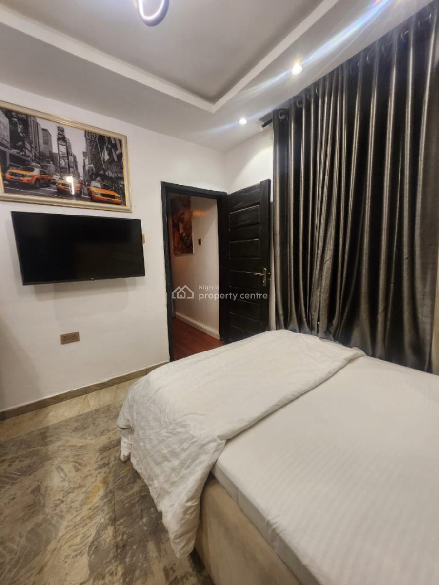 One Bedroom, Ikeja, Lagos, Mini Flat (room and Parlour) Short Let