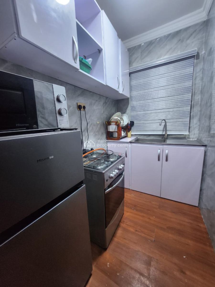One Bedroom, Ikeja, Lagos, Mini Flat (room and Parlour) Short Let